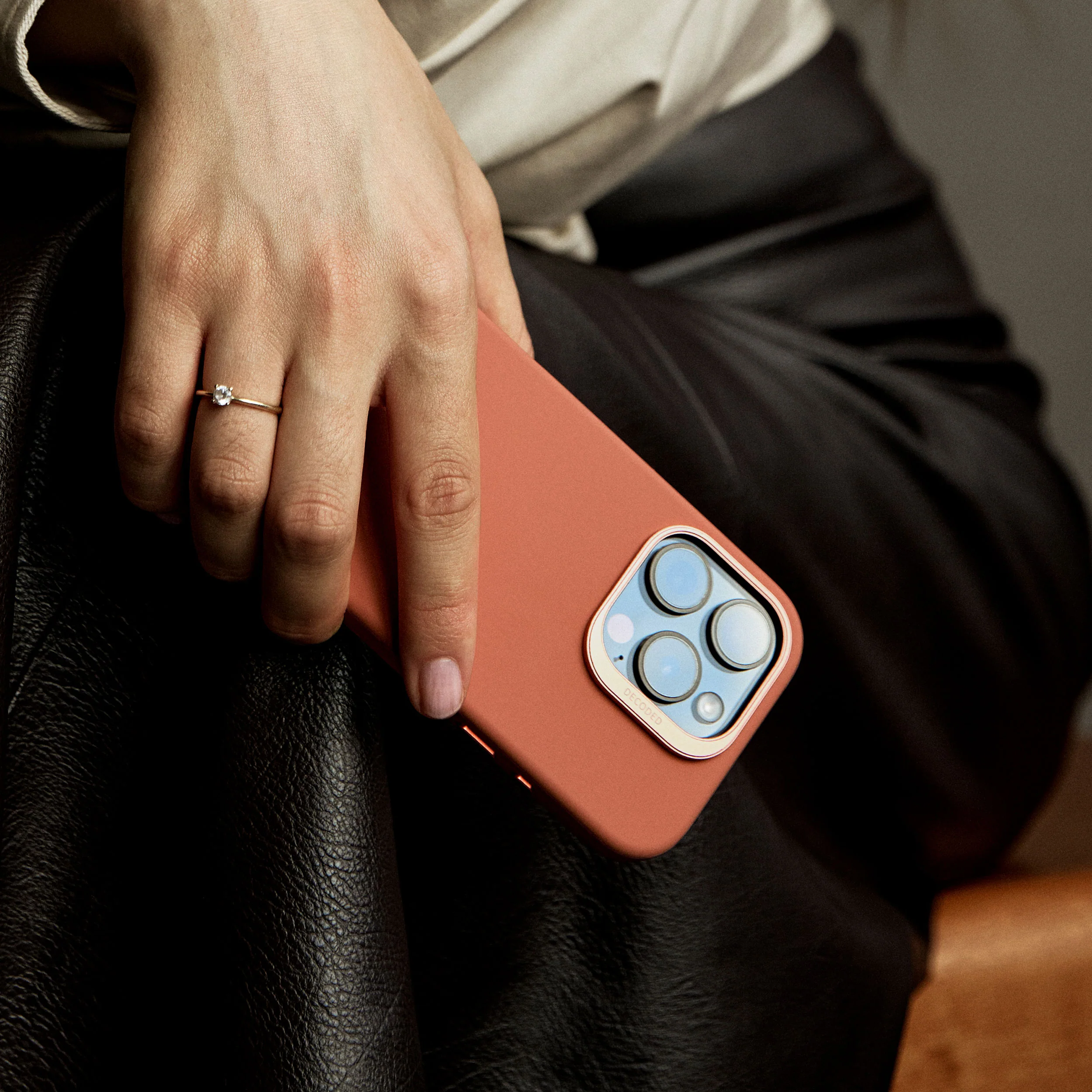 AntiMicrobial Silicone Case | Sand Stone Pink | iPhone 16 Pro Max | D25IPO16PMBCS9SE - Image 3