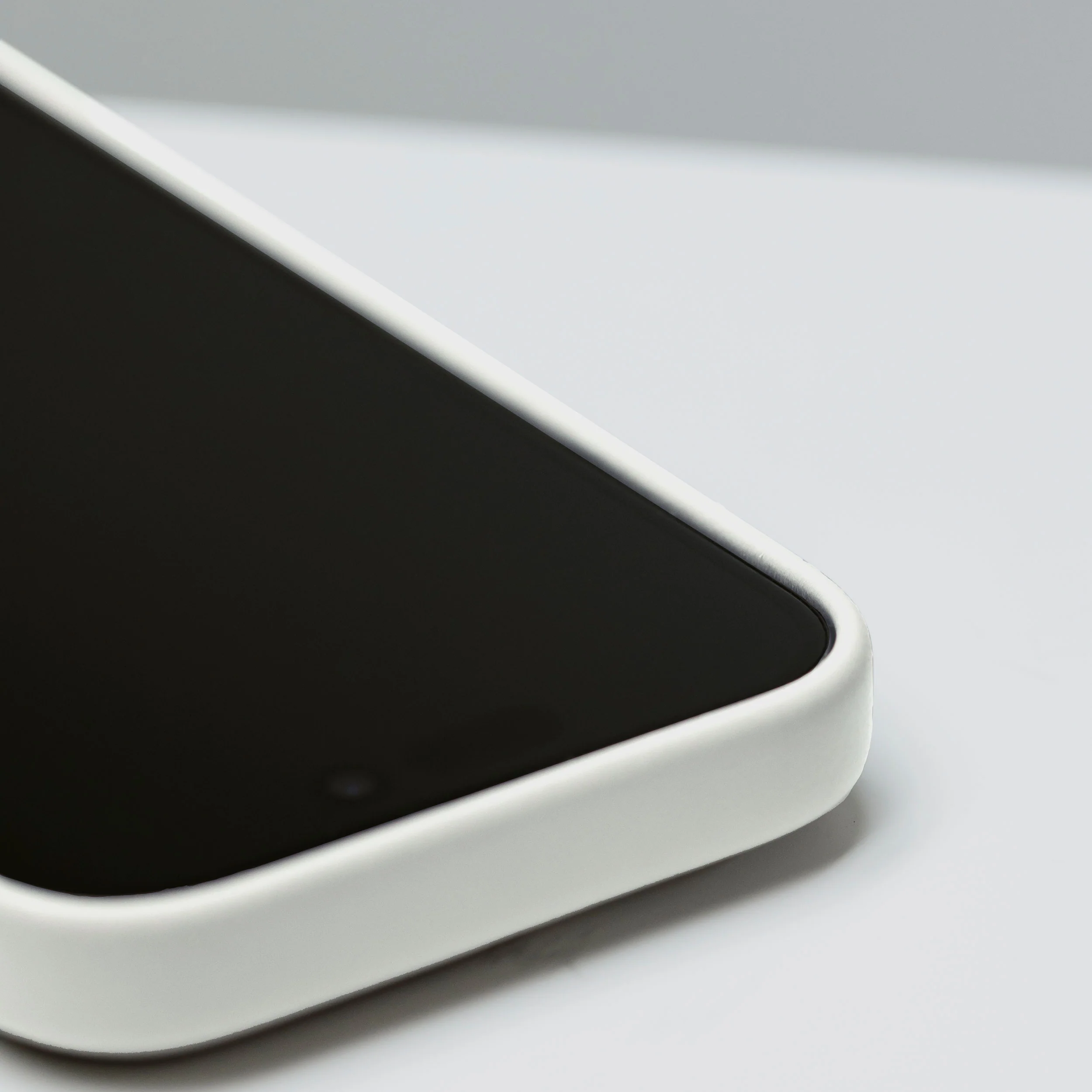 AntiMicrobial Silicone Case | Stone Grey | iPhone 16 Plus | D25IPO16PLBCS9SY - Image 5