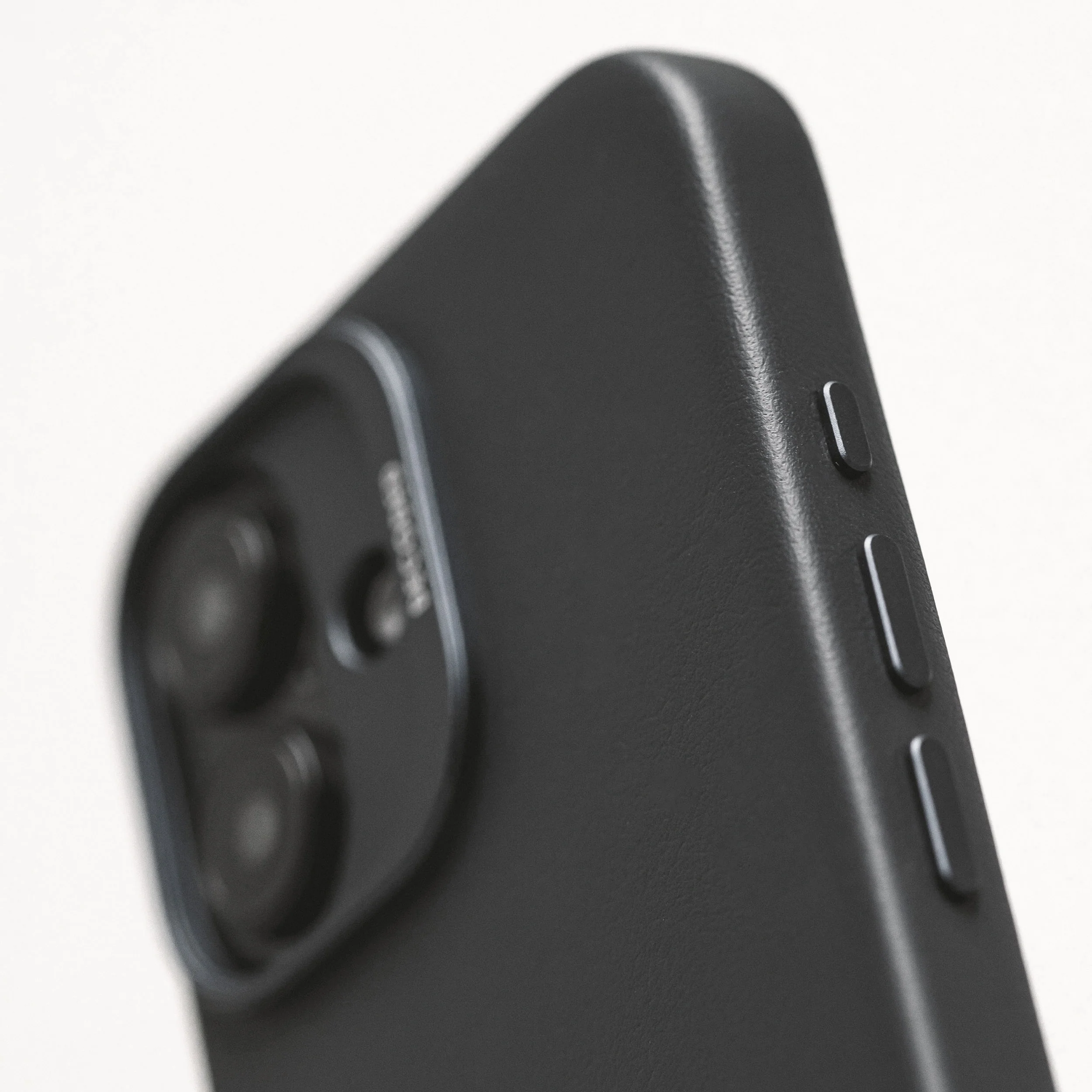Leather Case | Black | iPhone 16 Plus | D25IPO16PLBC1BK - Image 5